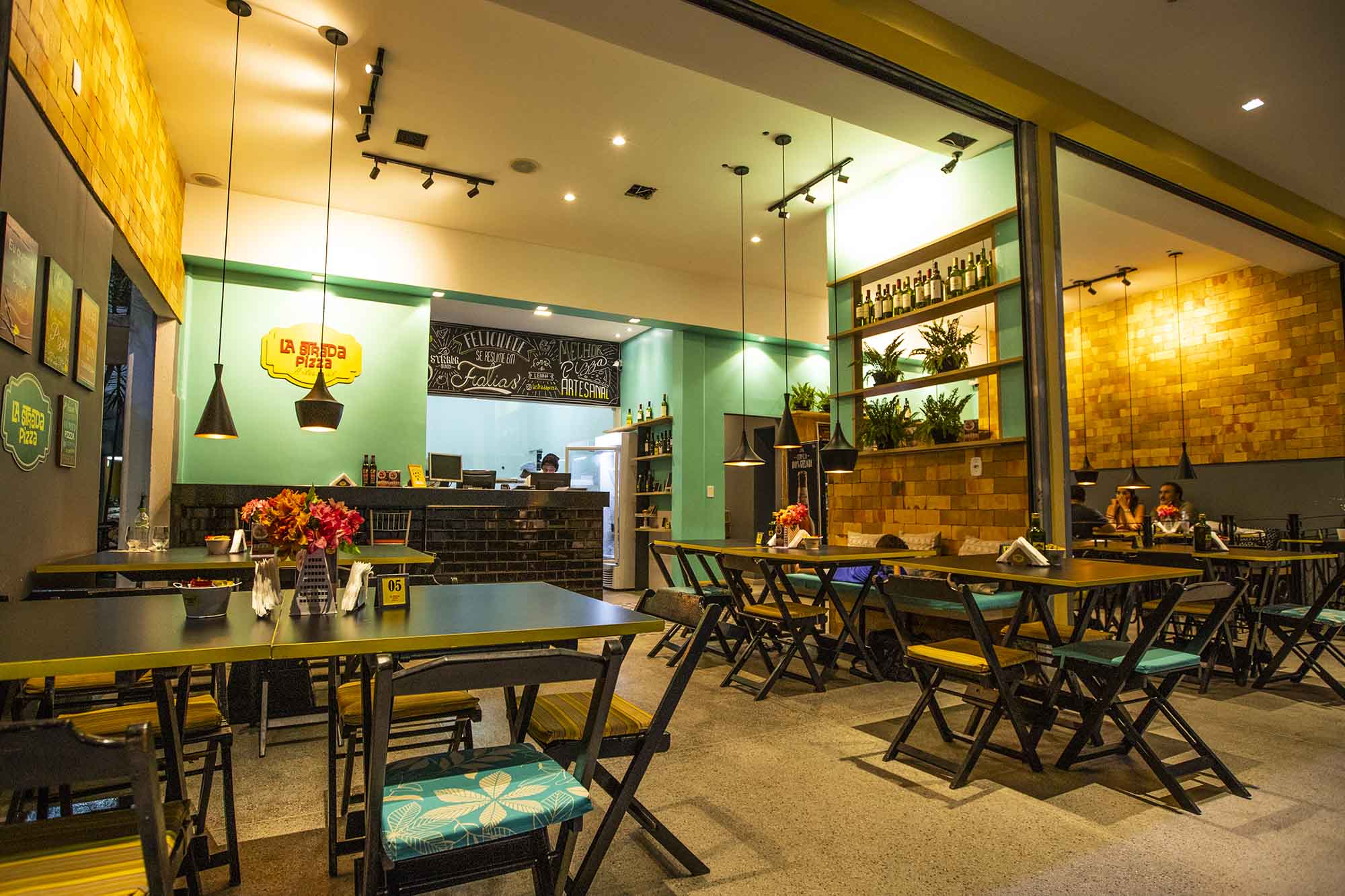 Pizzaria La Strada, Lauro de Feitas, Bahia, Lugar Perfeito