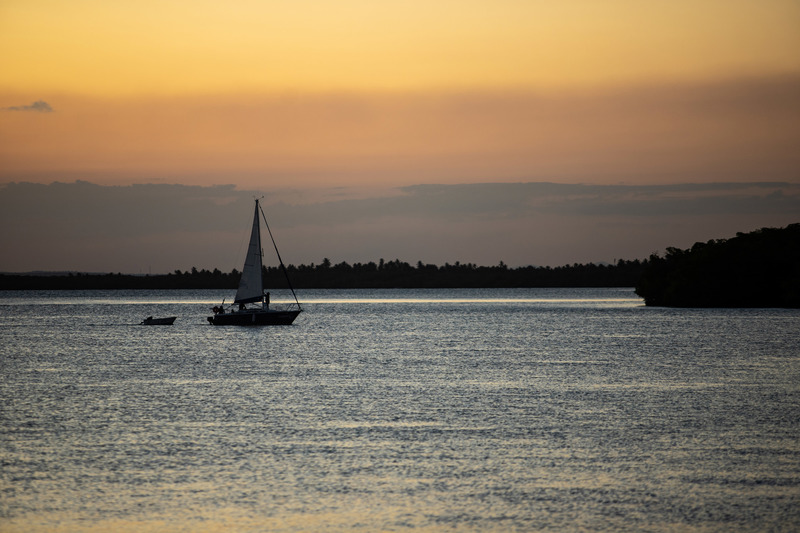 ORLA POR DO SOL, Ilha dos Namoados, Aracaju, Lugar Perfeito, Sergipe, praias de Aracaju, Pontos turísticos de Aracaju, velejar Vaza Barris